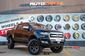 FORD RANGER BEAST BLACK MACHINED WITH DARK TINT